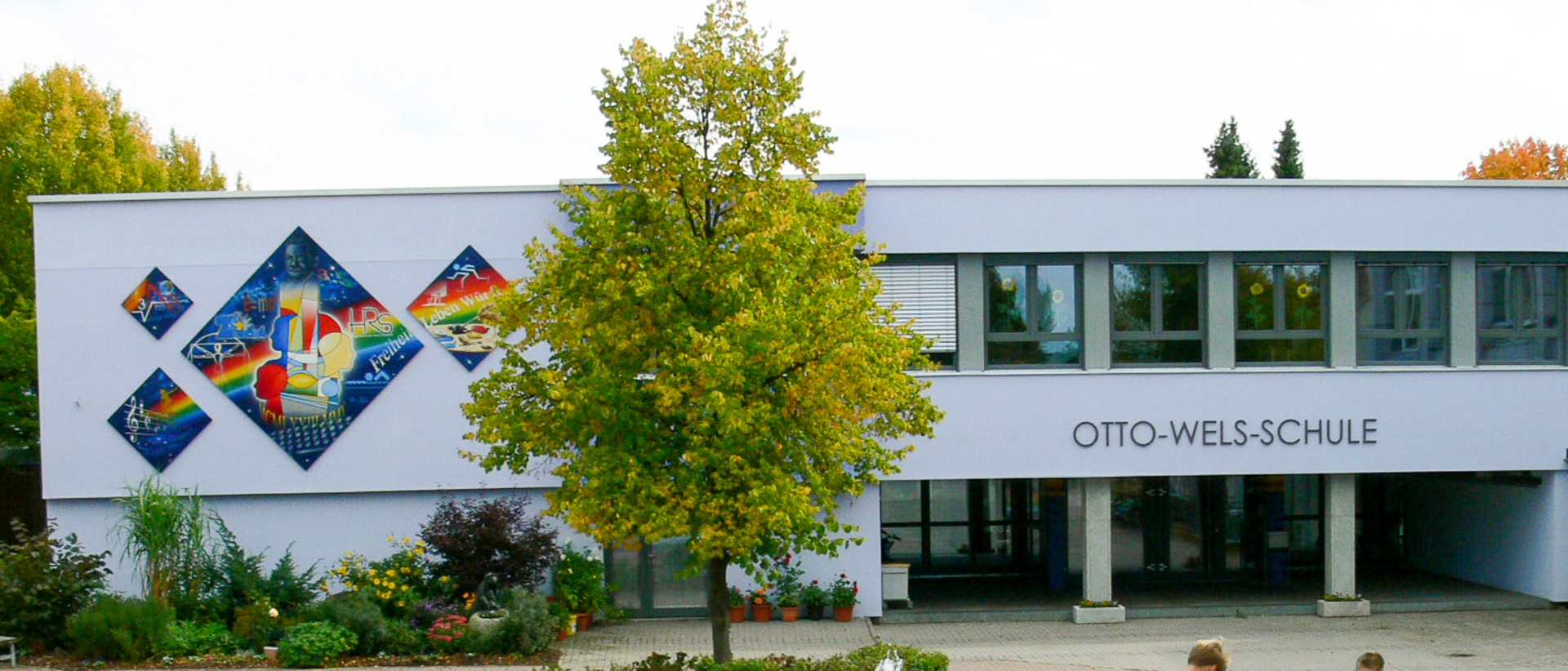 Außenansicht der Otto-Wels-Mittelschule Mitterteich